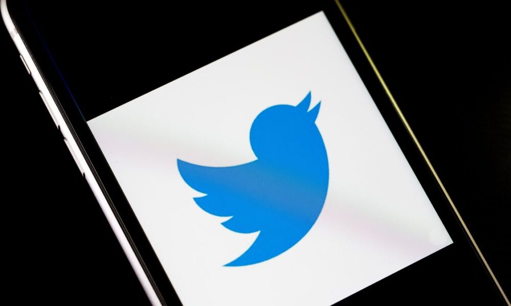 Twitter otpustio oko 50 posto zaposlenika u svijetu